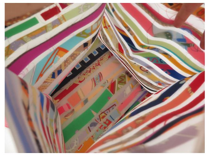 Hermès BORSA A MANO HERMES LE CAS DU SAC MUSEE DU LOUVRE 2004 SETA TOTE SHOPPING BAG Multicolore - vista 10