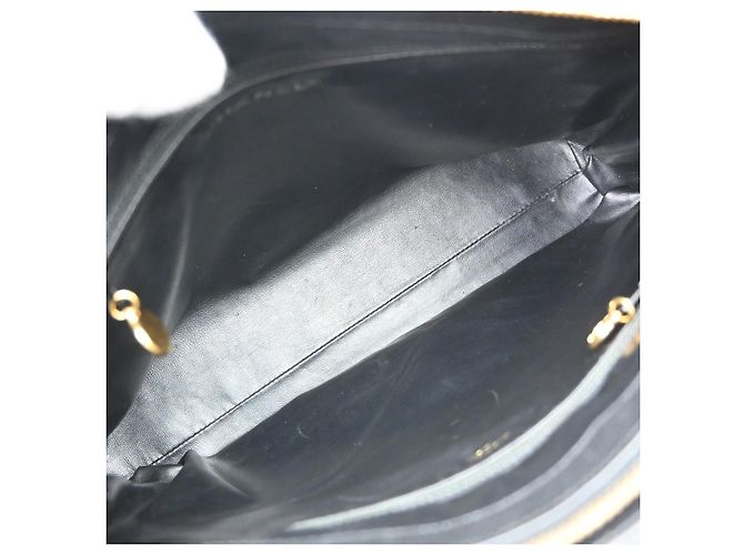 Chanel Vintage Front Pocket Caviar Large Nero - vista 3