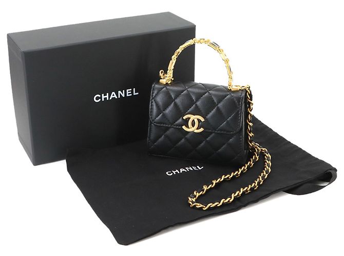 Borsa a mano Chanel Matelasse Chain Clutch in pelle d'agnello nera Nero - vista 2