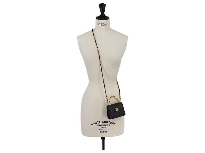 Borsa a mano Chanel Matelasse Chain Clutch in pelle d'agnello nera Nero - vista 8