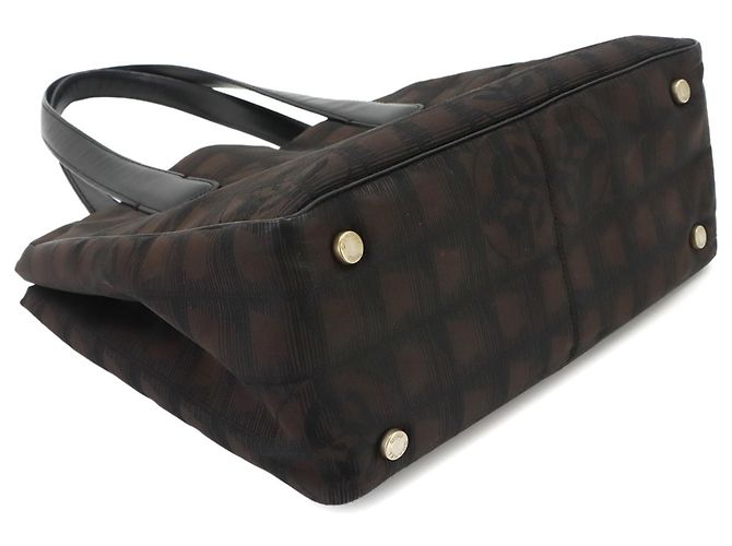 Borsa Chanel New Travel Line Tote PM Nero Marrone scuro - vista 4