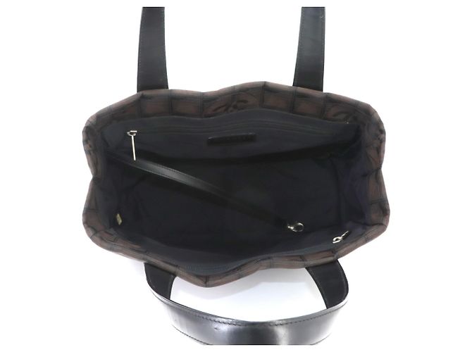 Borsa Chanel New Travel Line Tote PM Nero Marrone scuro - vista 6