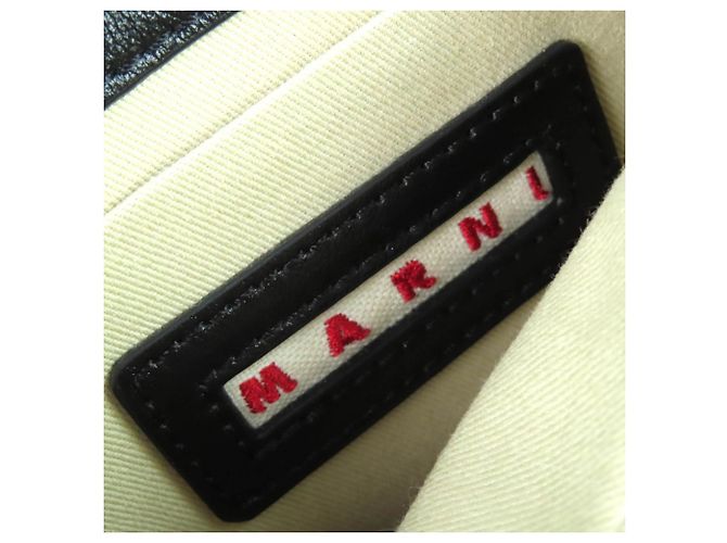 Marni SBMP0124Q6 Borsa a tracolla Trunk Soft EW in pelle Nero - vista 12