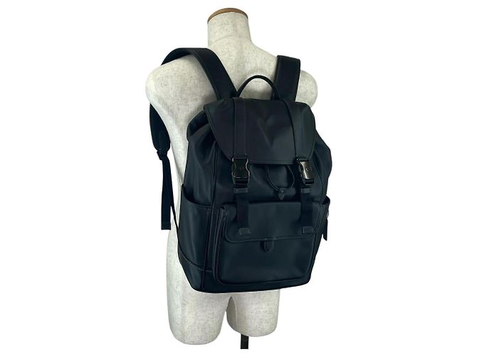 Coach CU072 LGUE Flap Backpack Black - view 3