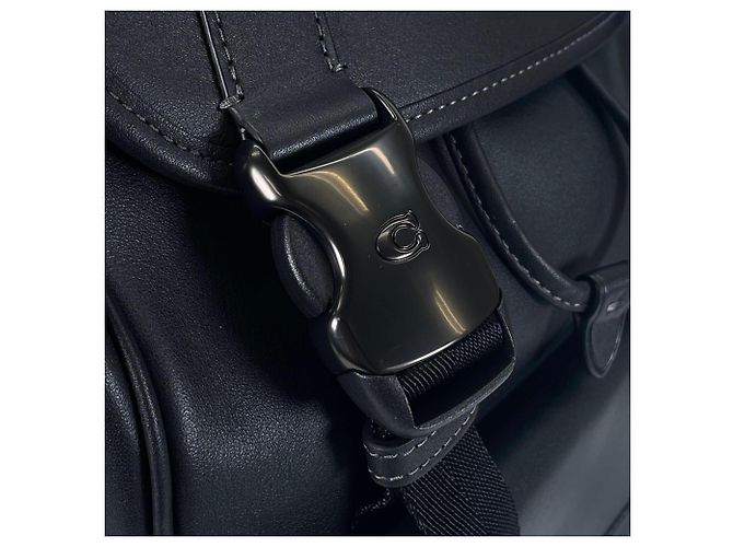 Coach CU072 LGUE Flap Backpack Black - view 9