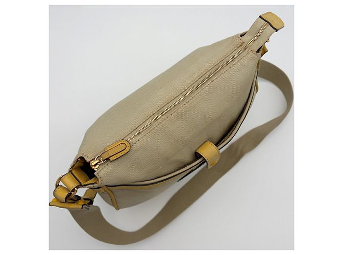 Bolso de hombro Loewe Anagram Beige Amarillo - vista 14