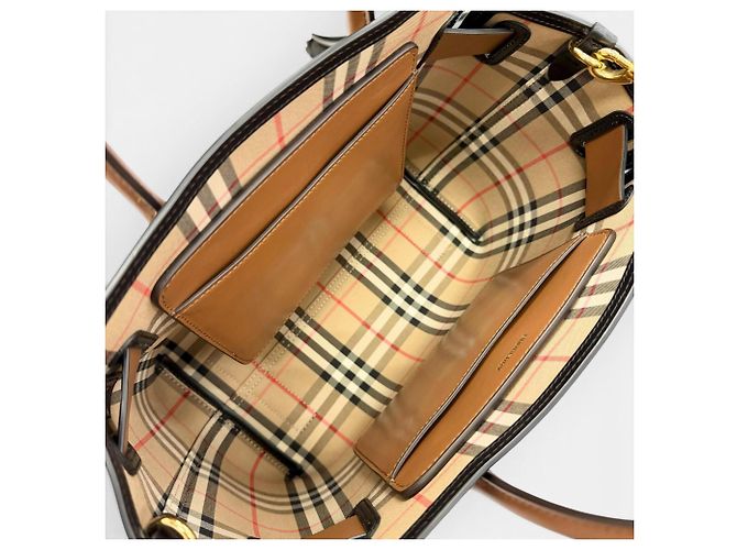 Burberry 8021279 Small 2-Way Tote and Shoulder Bag Marrone Nero - vista 11