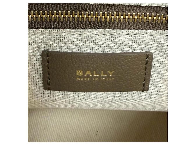 Bolsa BALLY Trapeze em couro macio Cinza - vista 12
