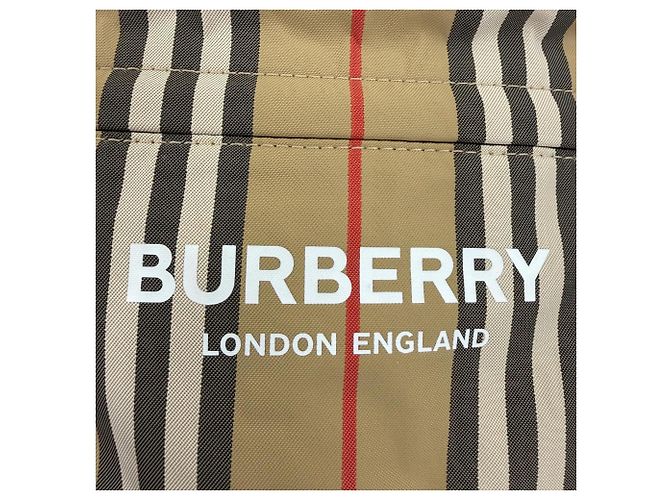 Mochila Burberry Nova Check Logo Beige - vista 10