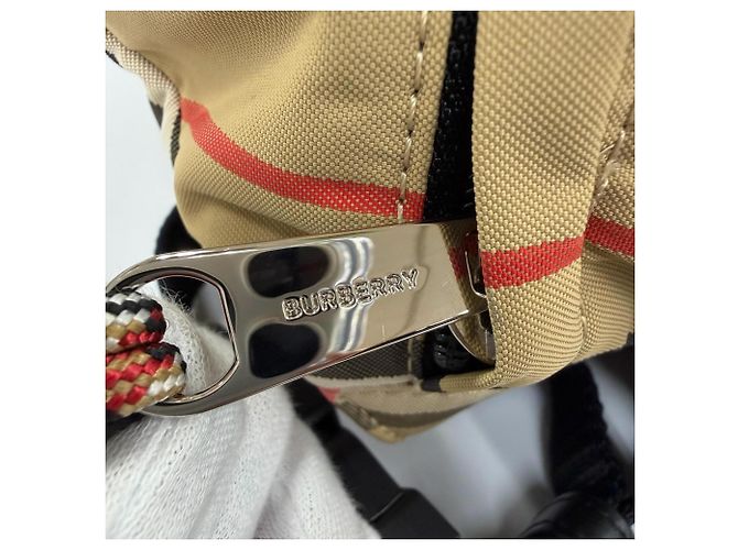 Mochila Burberry Nova Check Logo Beige - vista 12