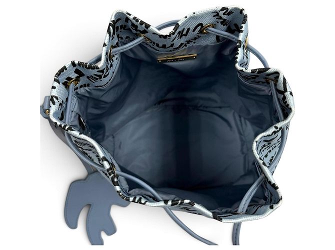 Miu Miu MIUMIU 5RM008 Canvas Logo Print Bird Motif Drawstring Bag Schwarz Hellblau - Ansicht 6