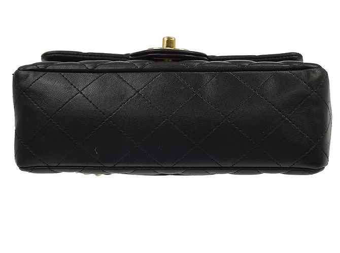Chanel Classic Single Flap Quilted Lambskin Mini Negro - vista 3