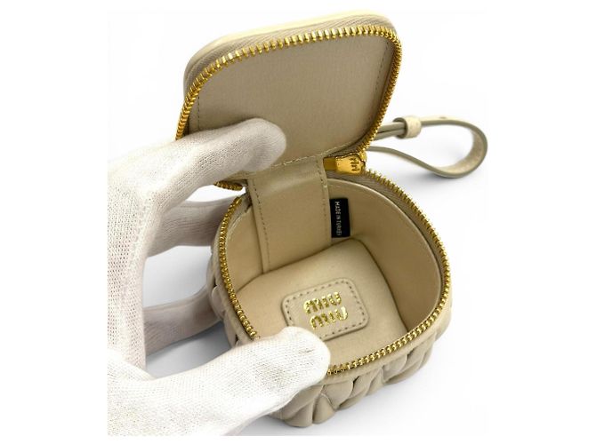Charm per borsa in pelle Miu Miu Beige - vista 5