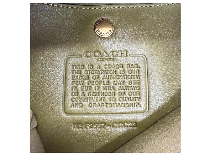 COACH CCC23 Bleeker Beuteltasche Khaki - Ansicht 15