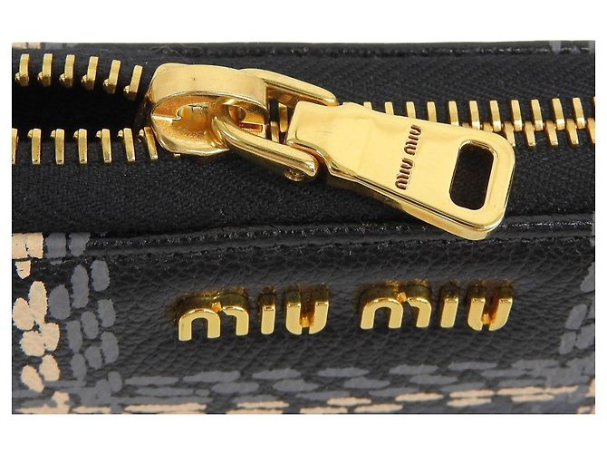 Cartera larga de cuero con cremallera redondeada Miu Miu Castaño Negro Beige - vista 9