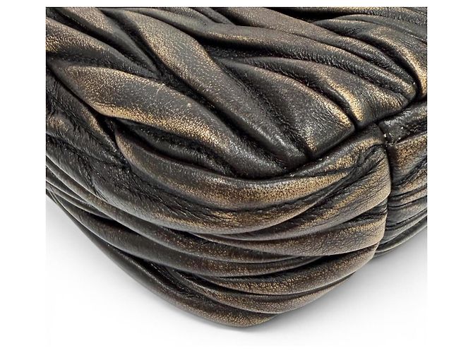 Borsa hobo Miu Miu Wonder in pelle matelassé - vista 6