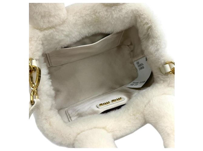 Miu Miu 2-Way Handtasche aus Schafsfell mit Logo-Plakette Weiß - Ansicht 7