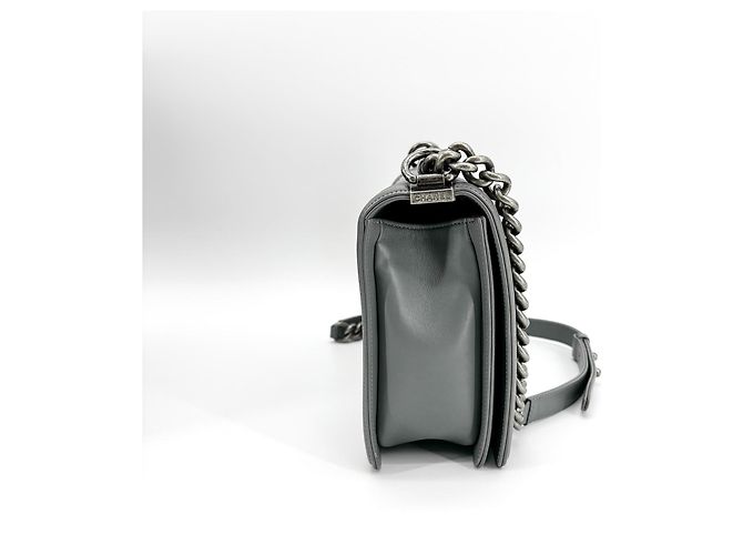 Chanel Boy Flap Quilted Calfskin Old Medium Marrone - vista 3