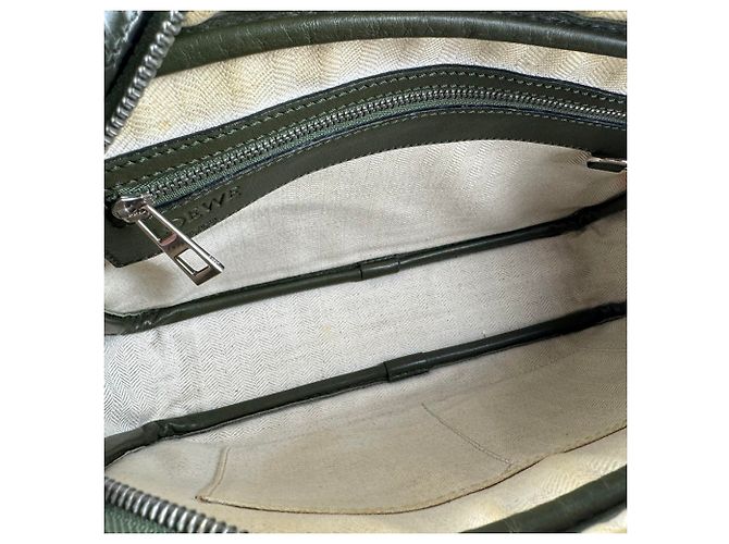 Seconda borsa da uomo Loewe Anagram in pelle Cachi - vista 5