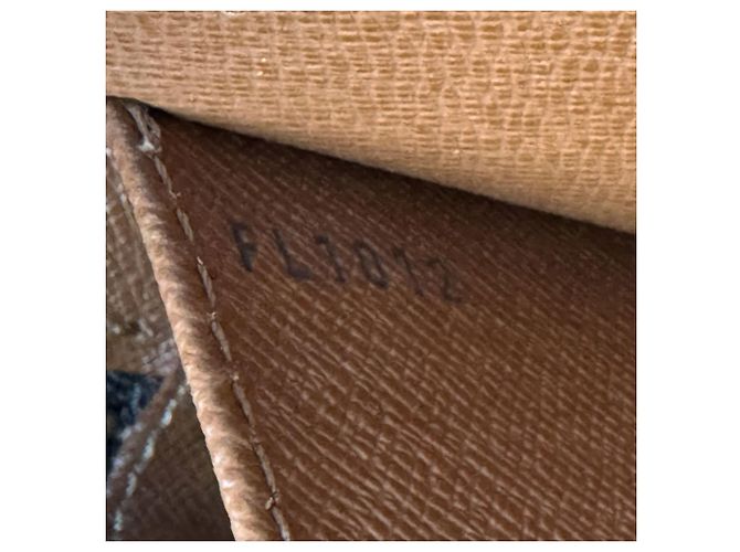Bolso Louis Vuitton Monogram Cite MM Castaño Monograma - vista 12