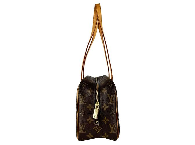 Bolso Louis Vuitton Monogram Cite MM Castaño Monograma - vista 2