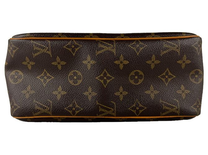 Bolso Louis Vuitton Monogram Cite MM Castaño Monograma - vista 4