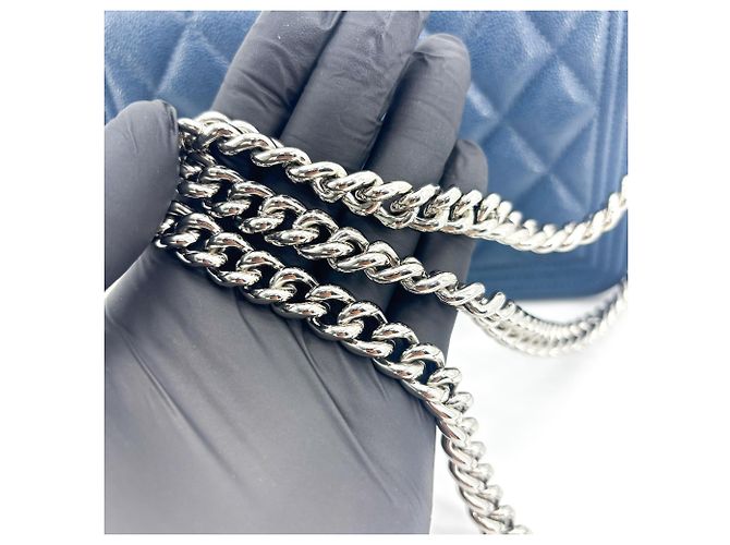 Chanel Boy Wallet on Chain Quilted Caviar Mini Blu navy - vista 6