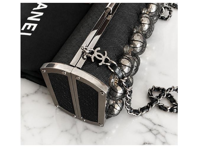 Chanel Minaudière in pelle di serpente nera Nero - vista 3