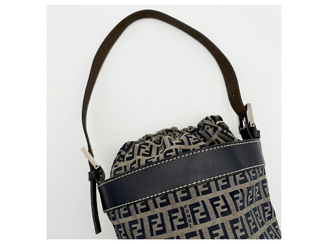 Borsa a tracolla Fendi Zucca Navy Blu navy - vista 7