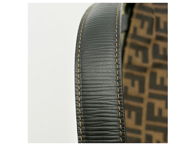 Fendi Zucca Schultertasche Braun Schwarz - Ansicht 10