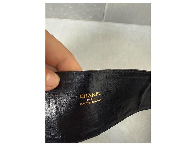 Cinto largo Chanel preto em couro e lona com fivela CC dourada Dourado - vista 4
