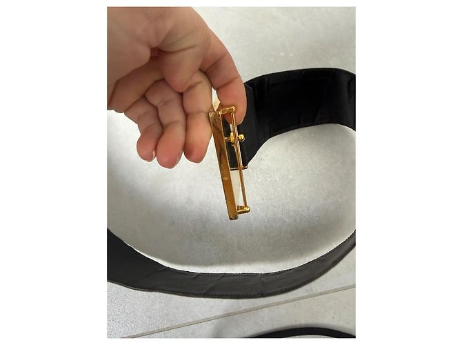 Cinto largo Chanel preto em couro e lona com fivela CC dourada Dourado - vista 9