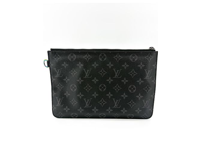 Louis Vuitton Pochette Voyage Monogram Eclipse Canvas MM Noir - vue 2
