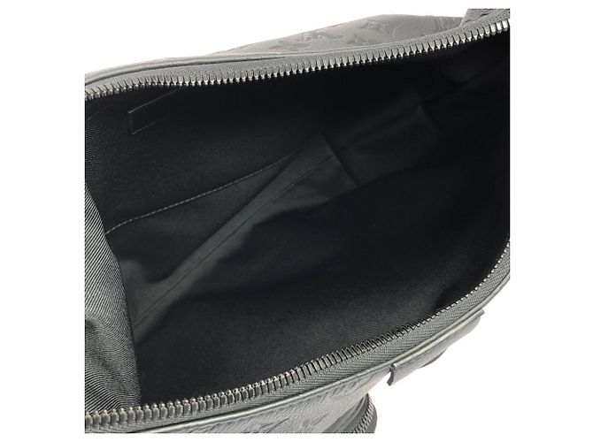 Louis Vuitton Monogram Shadow Hobo Cargo Schultertasche Schwarz - Ansicht 8