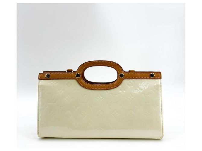 Louis Vuitton Roxbury Drive Monogram Vernis Beige - vista 2