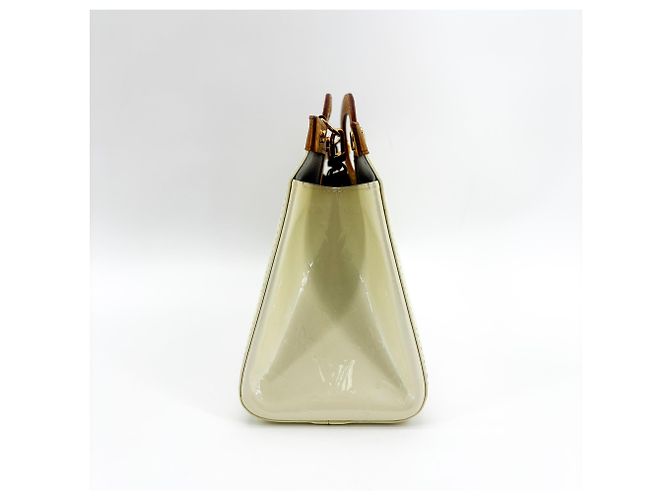 Louis Vuitton Roxbury Drive Monogram Vernis Beige - vista 3
