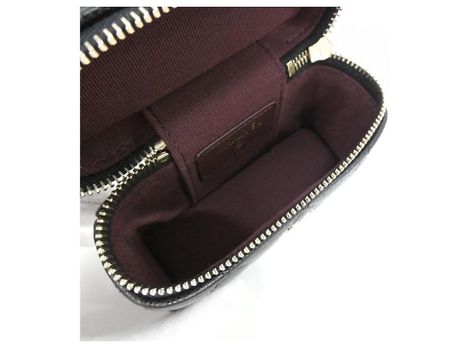Charm per borsa Chanel Timeless Classic Line AP4897 Nero - vista 5