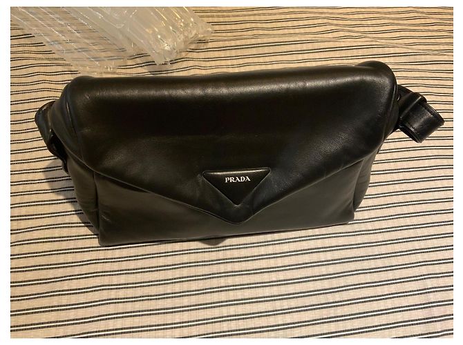 Prada Signaux Tasche aus gestepptem Nappaleder Schwarz - Ansicht 14
