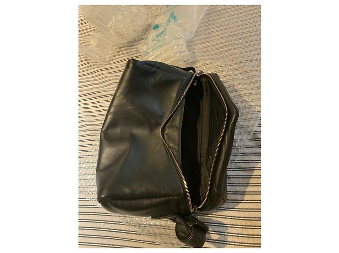Prada Signaux Tasche aus gestepptem Nappaleder Schwarz - Ansicht 9