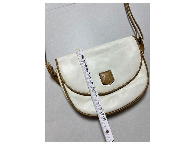 Céline Triomphe Bolsa de ombro em couro branco Marrom - vista 13