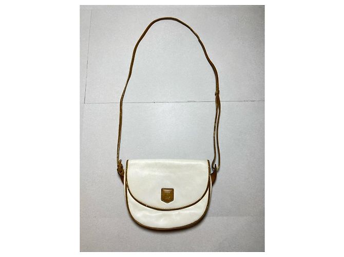 Céline Triomphe Bolsa de ombro em couro branco Marrom - vista 3