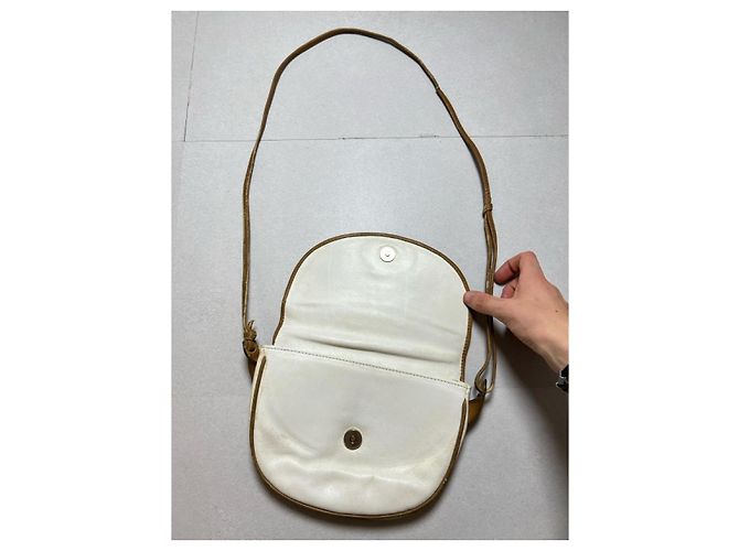 Céline Triomphe Bolsa de ombro em couro branco Marrom - vista 6