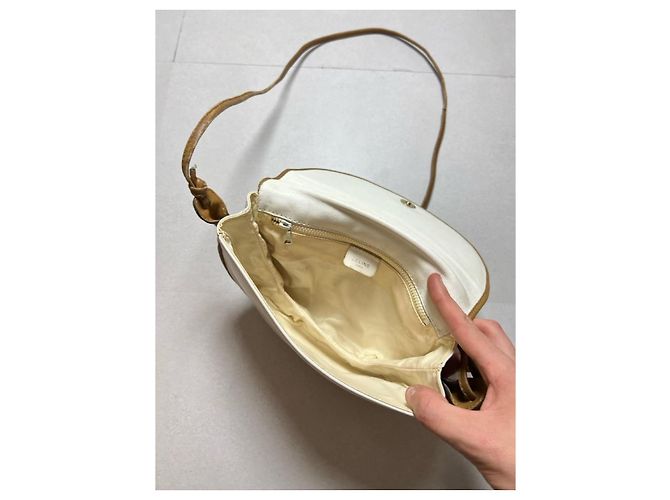 Céline Triomphe Bolsa de ombro em couro branco Marrom - vista 7