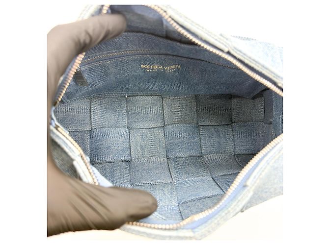 Bottega Veneta Cassette Maxi Intrecciato Denim Blu - vista 5