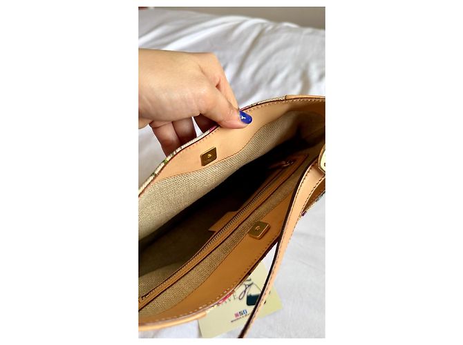 Gucci Hasler Flora Canvas Hobo-Tasche Pink Weiß Rot Blau Mehrfarben Beige Grün Lila Gelb Gold hardware - Ansicht 12