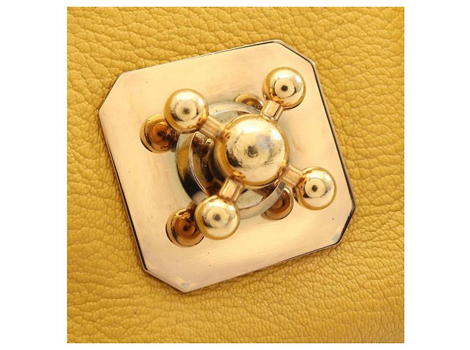Borsa a tracolla Chloé Elsie in pelle gialla Giallo - vista 6