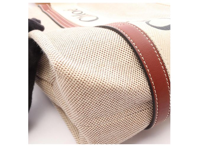 Saco Tote Chloé Woody Medium Marrom Bege - vista 13