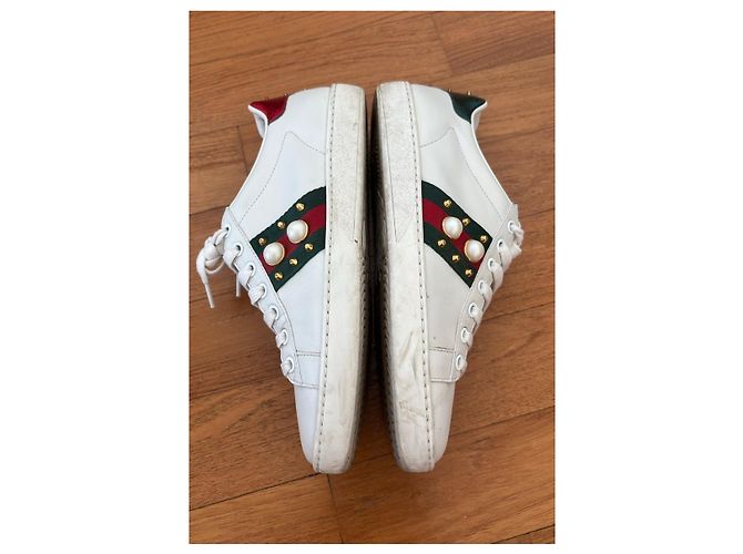 Sneaker Gucci pelle bianca perle e borchie Bianco Rosso Verde - vista 4