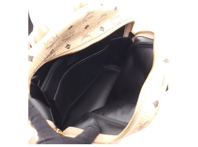 MCM STARK Visetos Studded Rucksack Beige - Ansicht 3