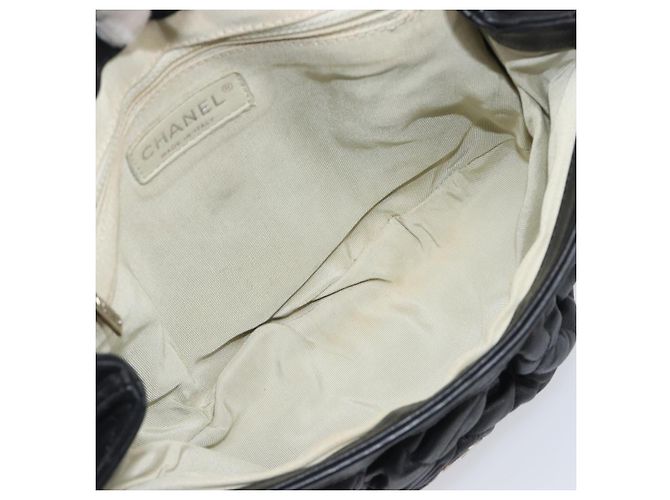 Borsa a tracolla CHANEL Matelasse con catena in pelle d'agnello nera e argento CC Auth ka6097SAV Nero - vista 11